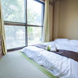 ゲストハウス Toko Courtyard